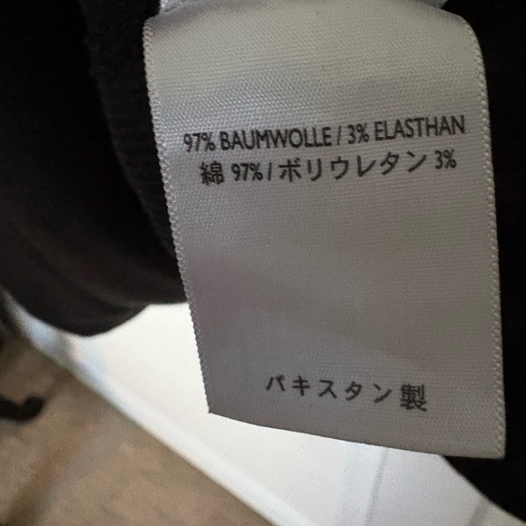 Eddie Bauer womens Size L Black Ribbed V Neck 3/4 Sleeve Top - Picture 4 of 5